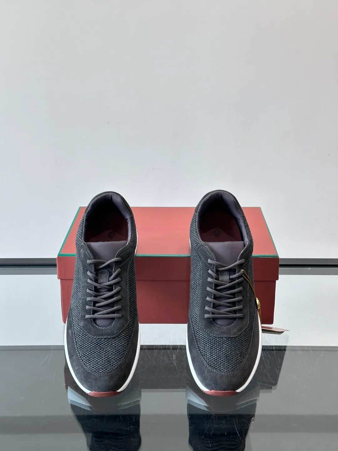 Men's men's shoes 💰p580 "Loro men's shoes 💰pian＊" Week End Walk series sports shoes, using exclusive raw materials, mesh upper + suede stitching, breathable and comfortable, rubber soles with strong grip, suitable for commuting and casual outings. Low-key high-end gray tone, versatile suit or casual wear, size: 39-44 (customized at 38.45.46)